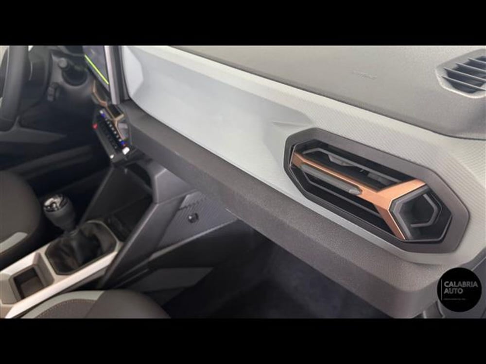 Dacia Bigster nuova a Reggio Calabria (14)