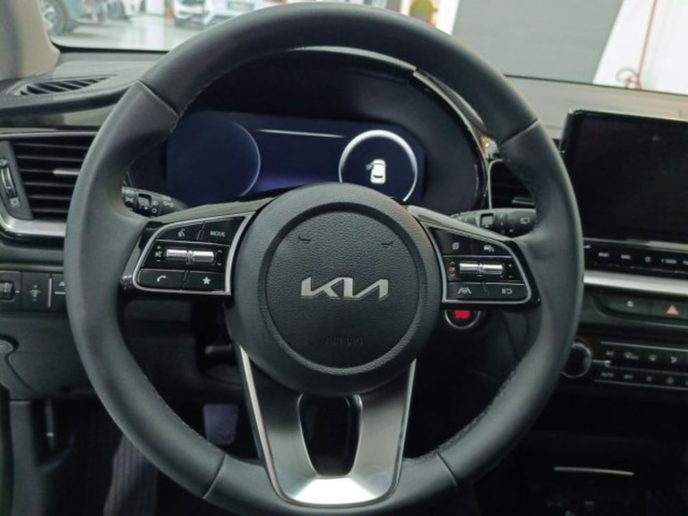 Kia XCeed nuova a Catania (17)