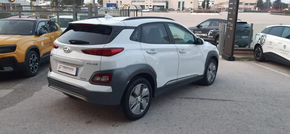 Hyundai Kona usata a Chieti (4)