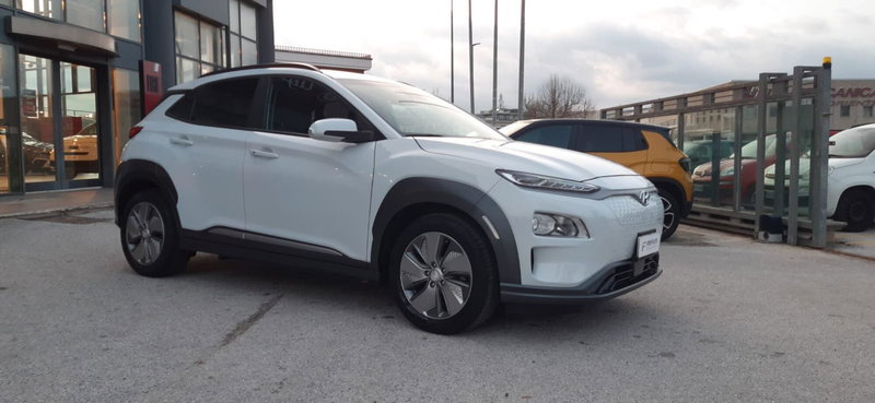 Hyundai Kona usata a Chieti (6)
