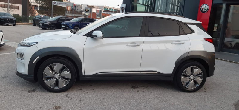 Hyundai Kona usata a Chieti (7)