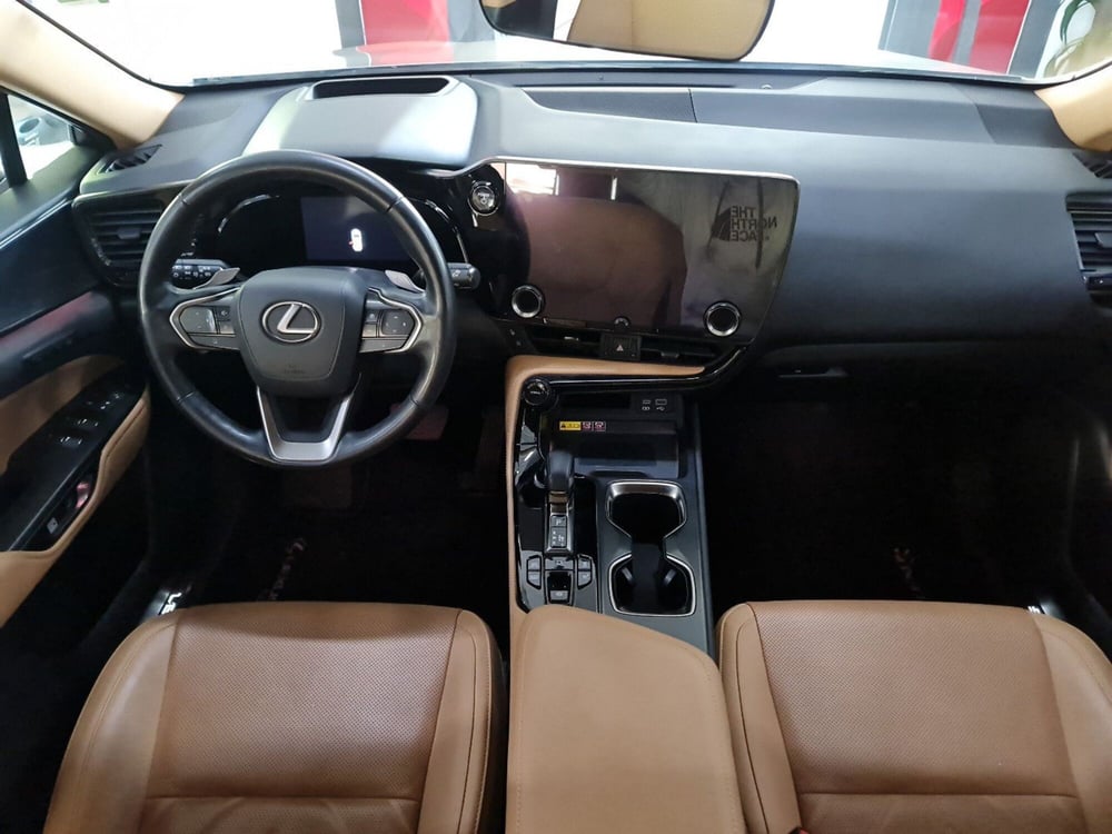 Lexus NX usata a Bologna (10)