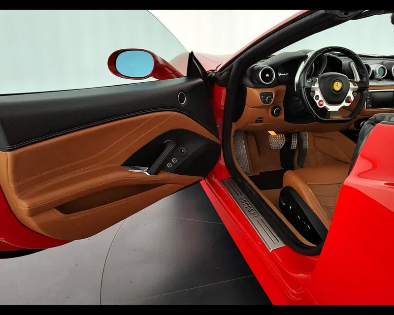 Ferrari California Spider usata a Verona (14)