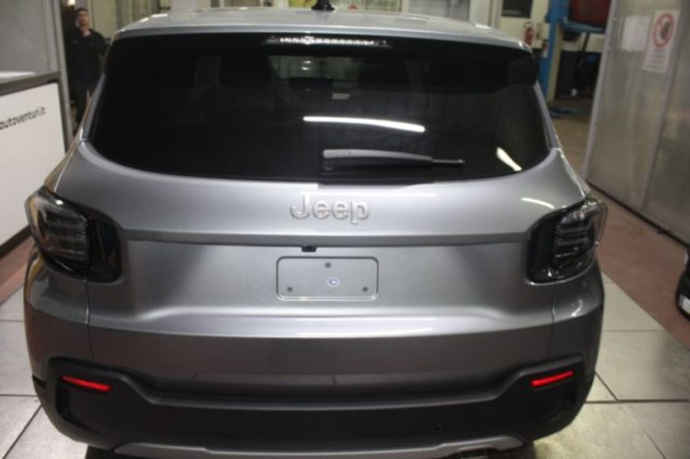 Jeep Avenger nuova a Viterbo (5)