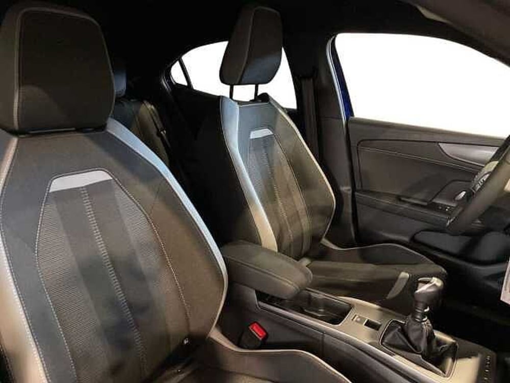 Opel Mokka nuova a Salerno (16)