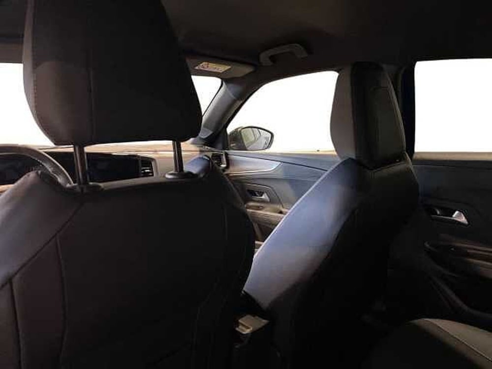 Opel Mokka nuova a Salerno (17)