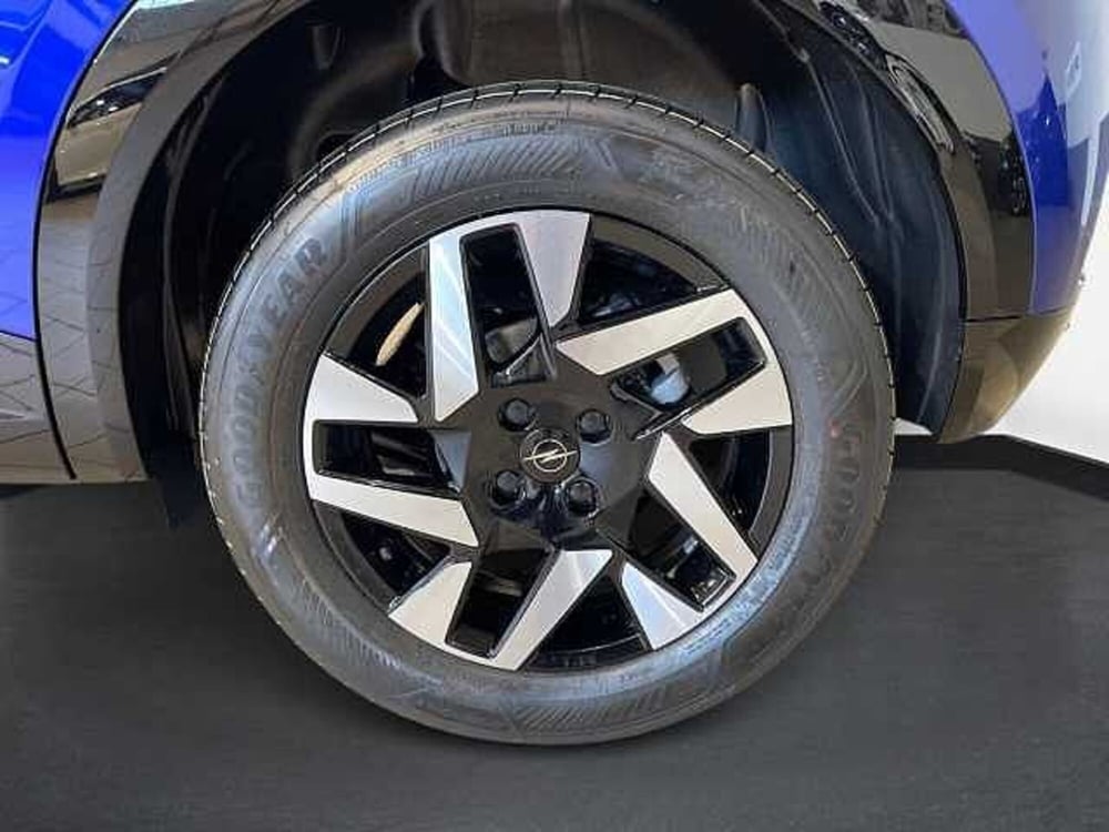 Opel Mokka nuova a Salerno (8)