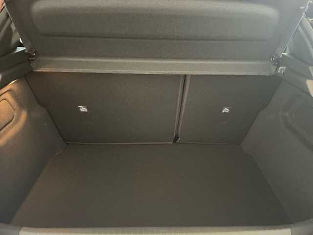 Opel Corsa nuova a Salerno (7)