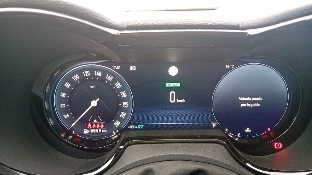 Alfa Romeo Tonale usata a Benevento (12)