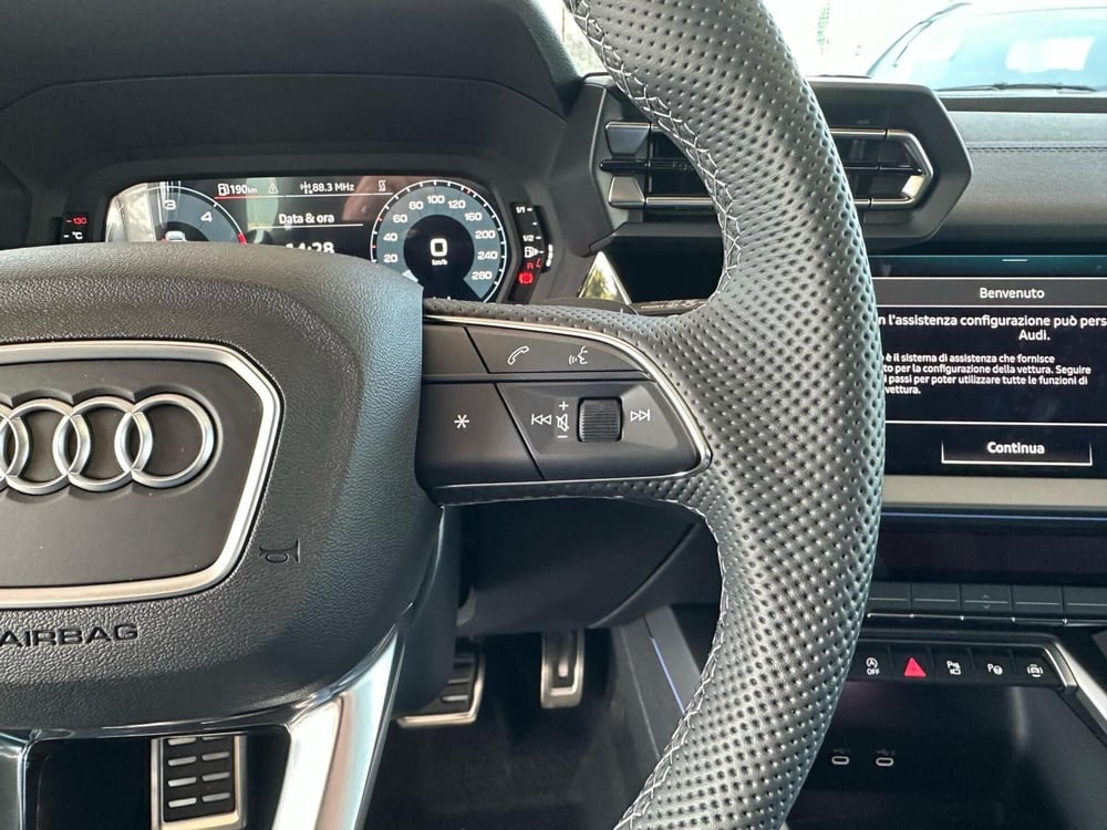 Audi A3 Sportback nuova a Brescia (15)