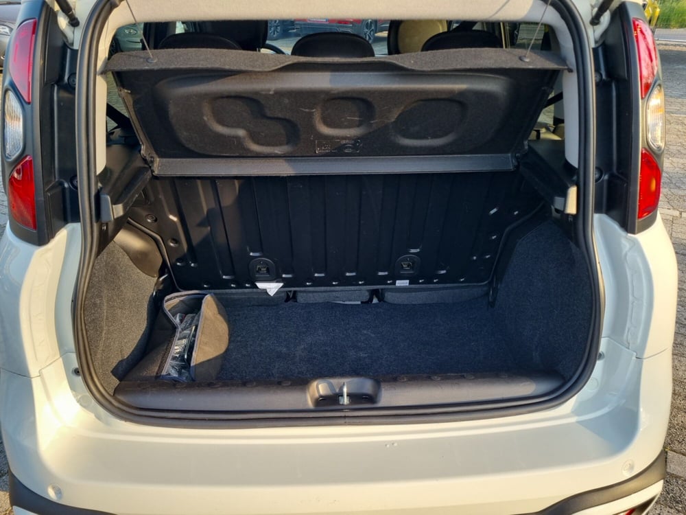 Fiat Panda Cross usata a Lucca (12)