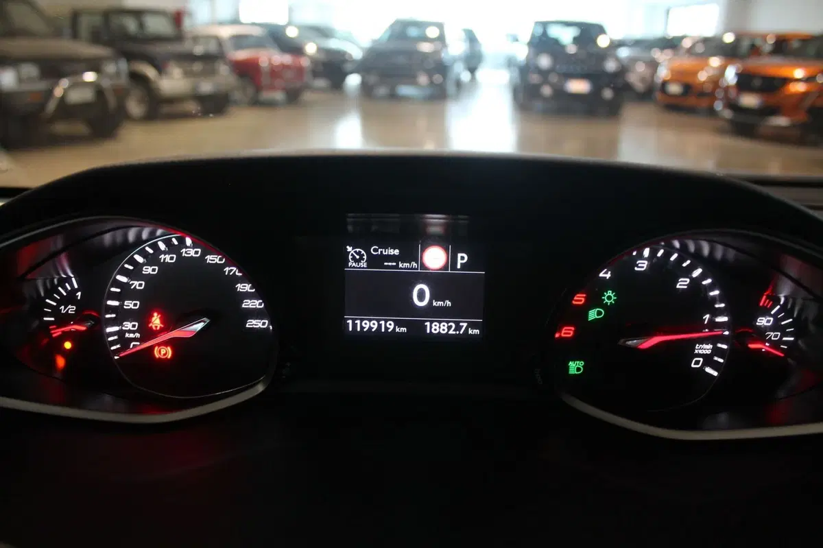 Peugeot 308 usata a Cuneo (15)