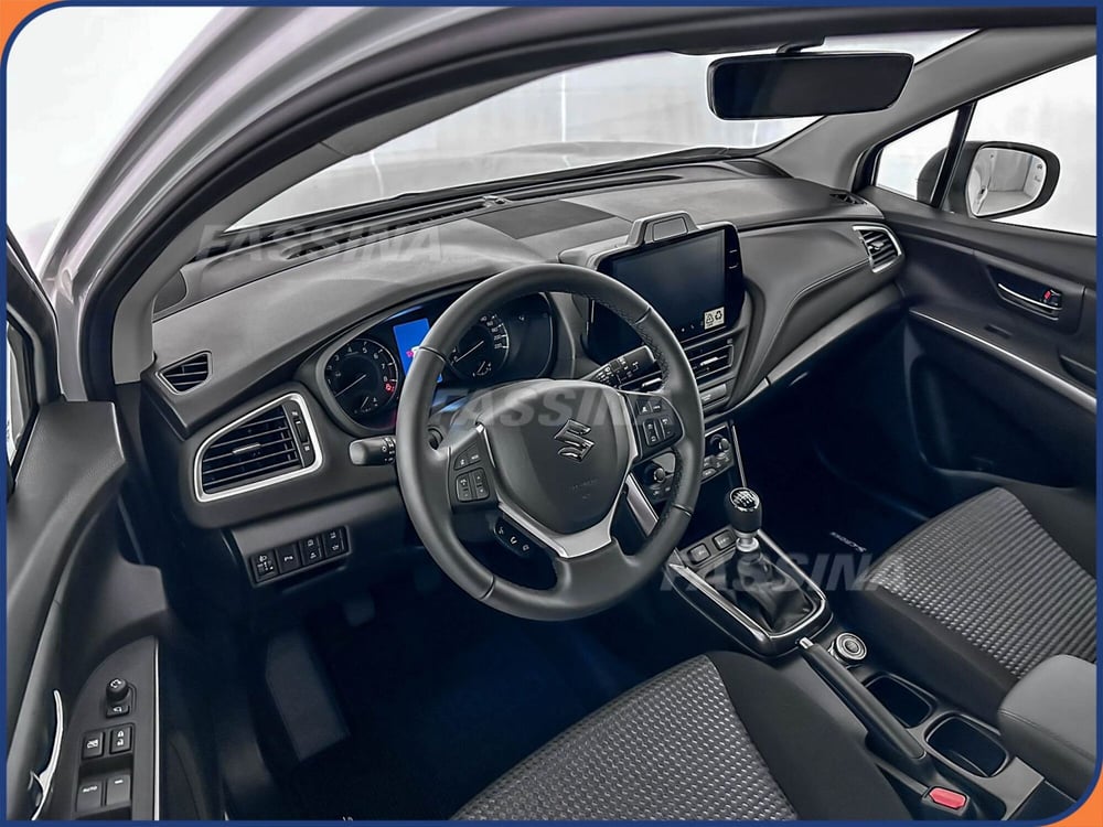 Suzuki S-Cross nuova a Milano (9)