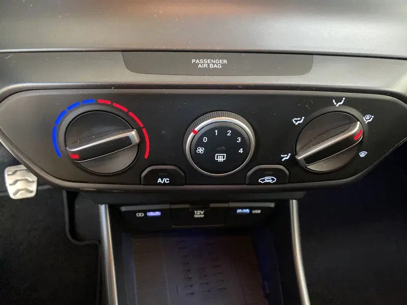 Hyundai Bayon usata a Lodi (12)