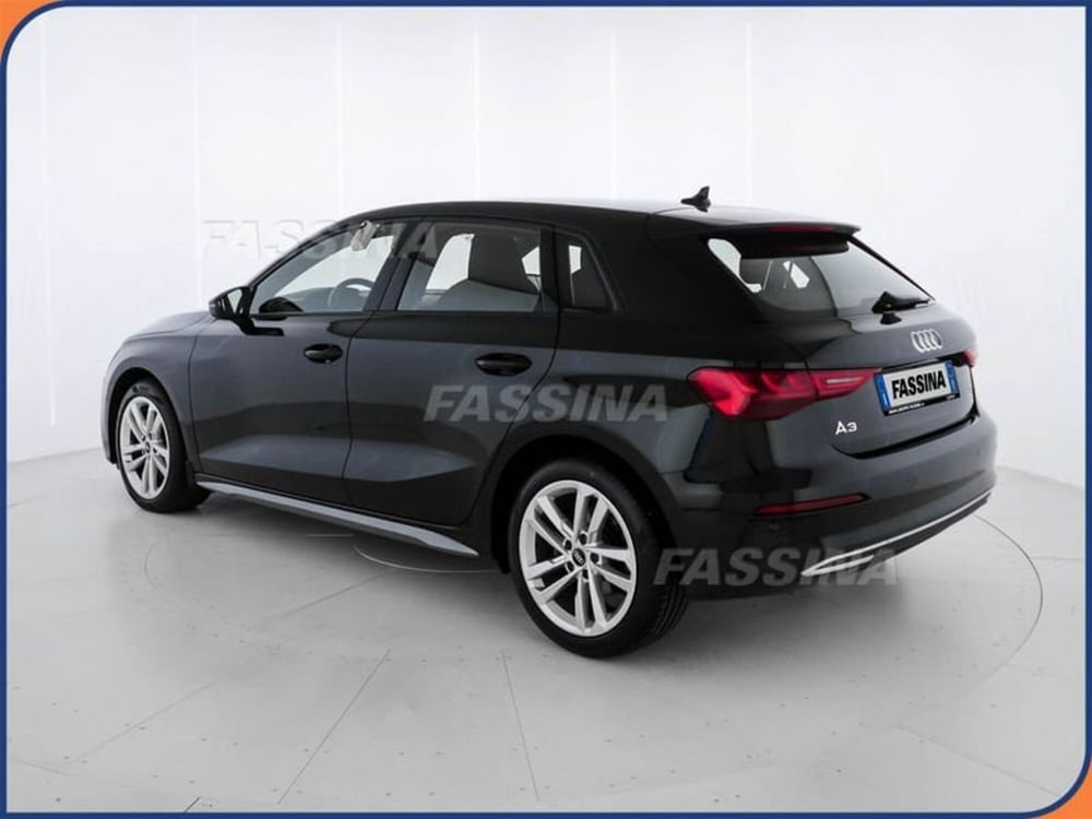 Audi A3 Sportback usata a Milano (4)