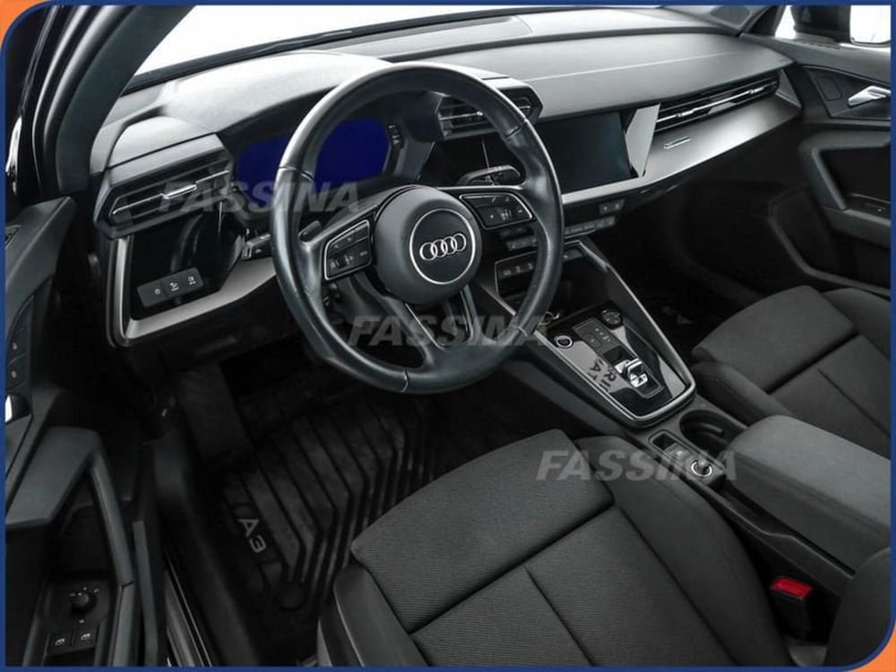 Audi A3 Sportback usata a Milano (9)