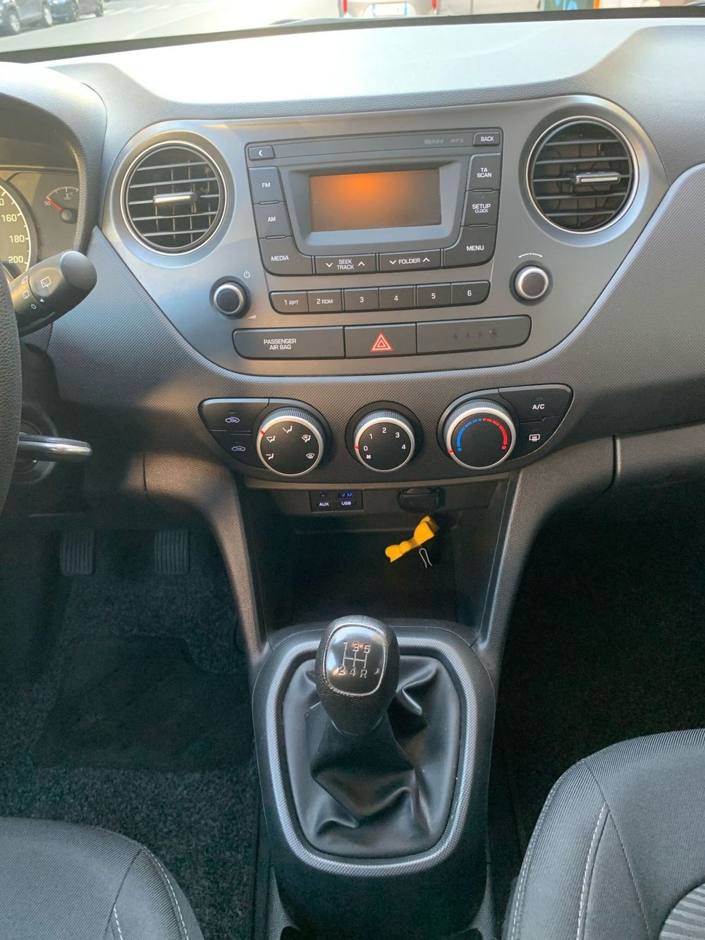 Hyundai i10 usata a Milano (12)