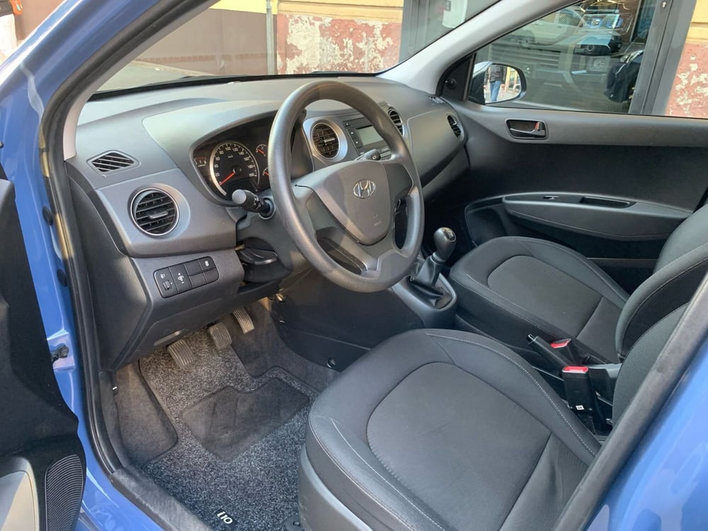 Hyundai i10 usata a Milano (13)