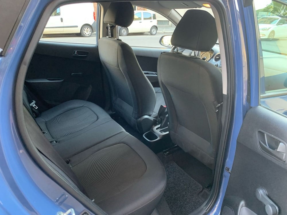 Hyundai i10 usata a Milano (15)