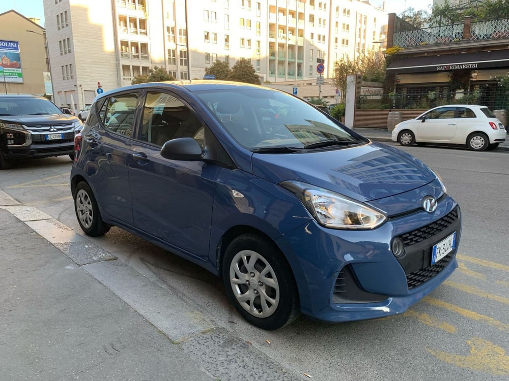Hyundai i10 usata a Milano (3)
