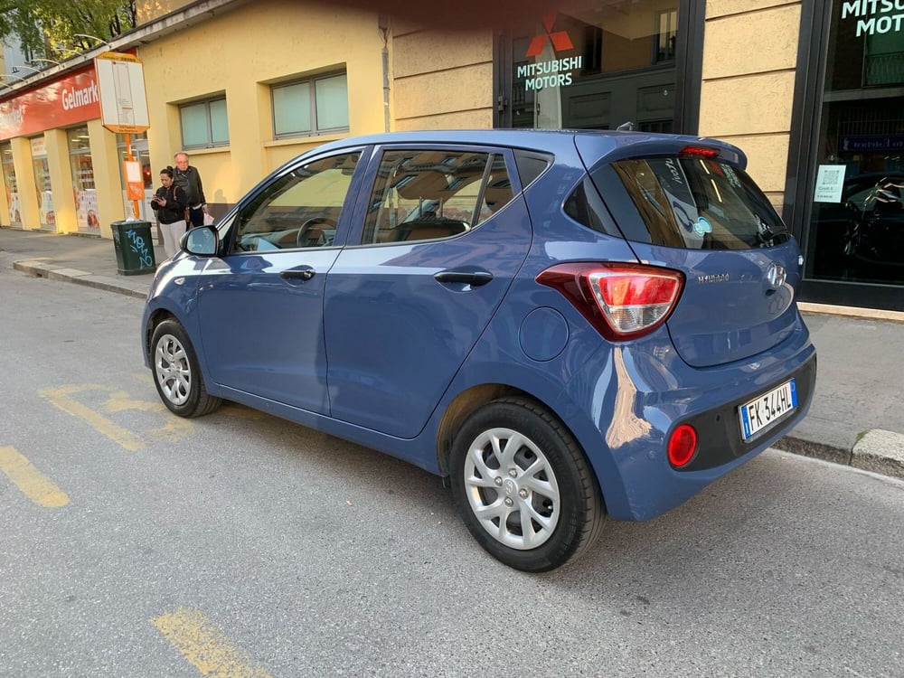 Hyundai i10 usata a Milano (6)
