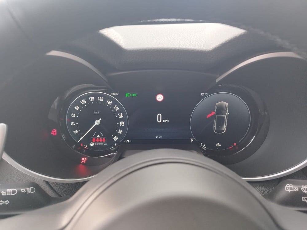 Alfa Romeo Stelvio nuova a Arezzo (15)