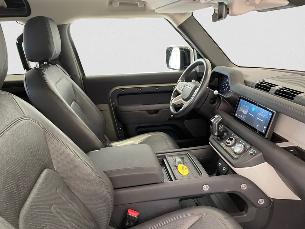 Land Rover Defender usata a Pistoia (3)