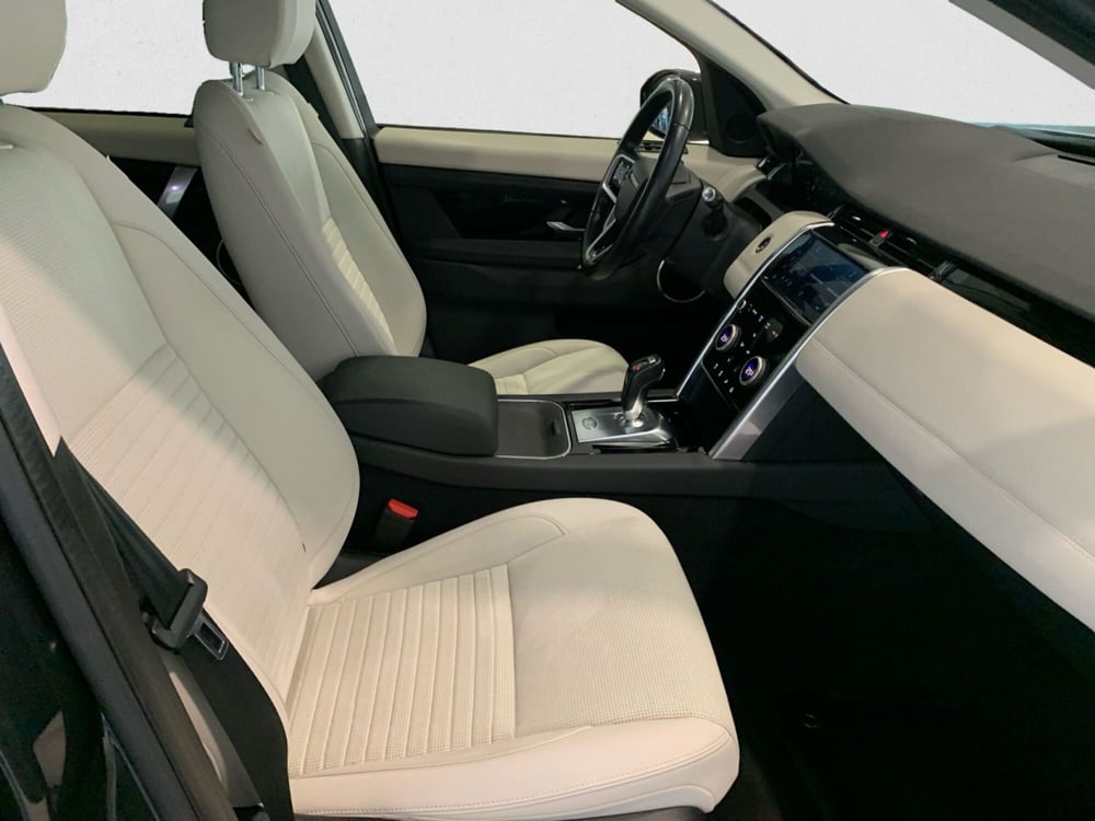 Land Rover Discovery Sport usata a Pistoia (3)