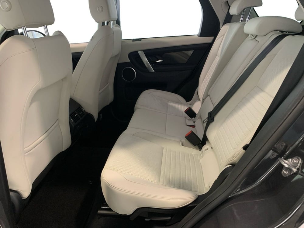 Land Rover Discovery Sport usata a Pistoia (5)