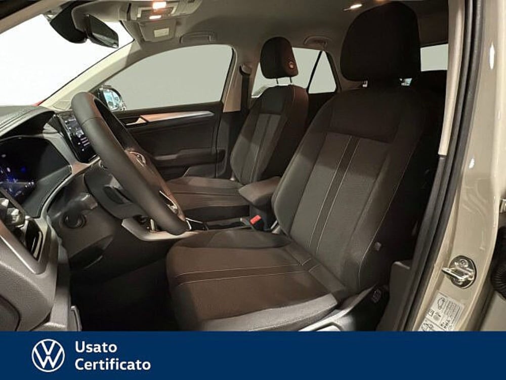 Volkswagen T-Roc nuova a Vicenza (17)