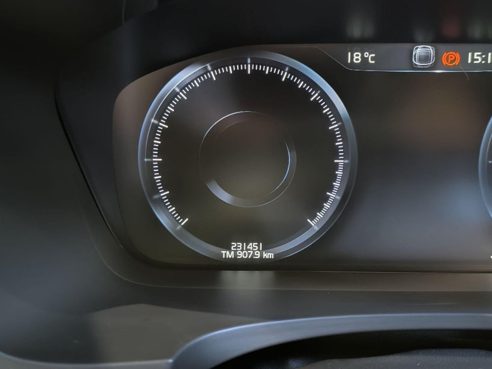 Volvo V90 usata a Udine (15)