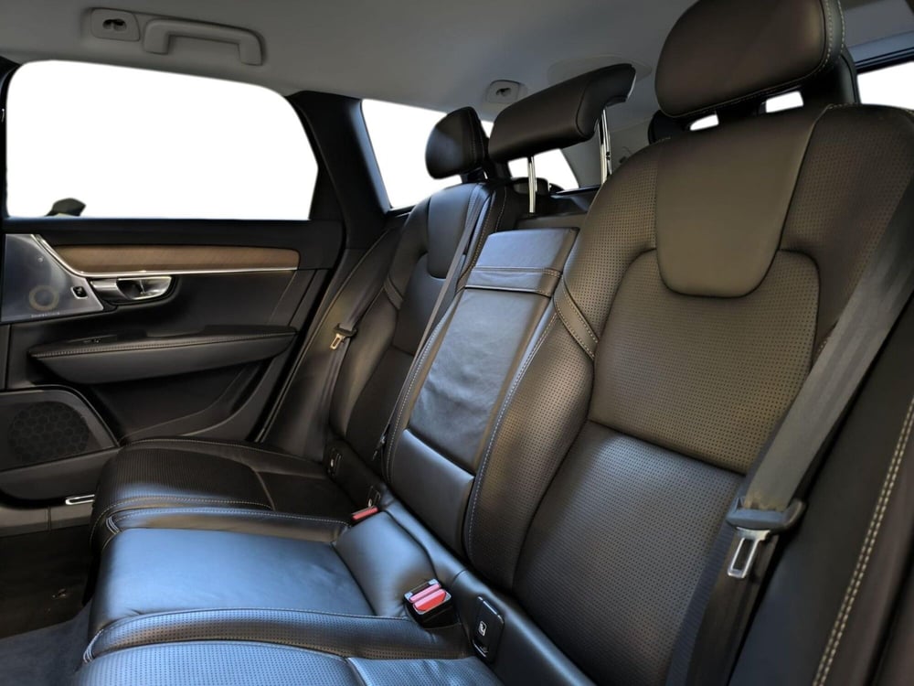 Volvo V90 usata a Udine (9)