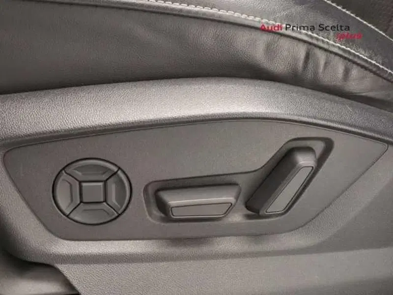 Audi Q8 usata a Avellino (15)