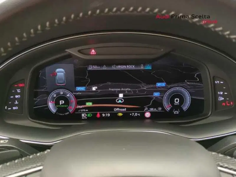 Audi Q8 usata a Avellino (16)
