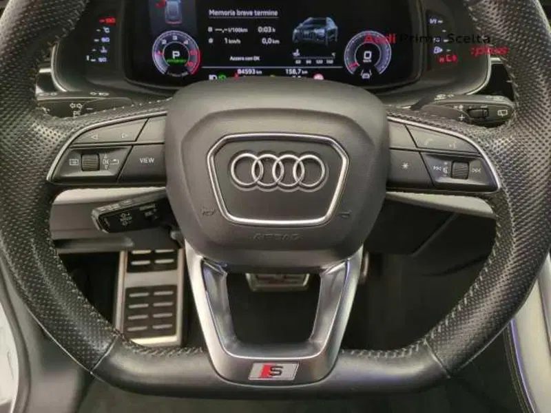 Audi Q8 usata a Avellino (18)