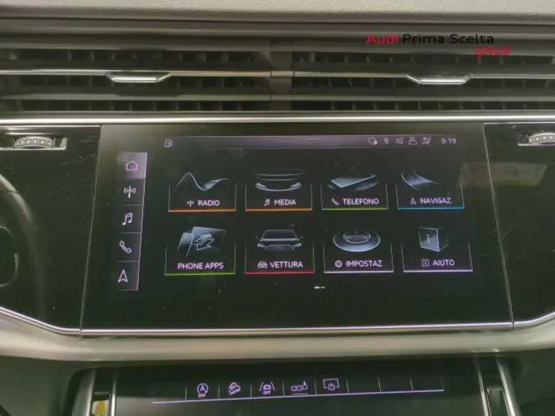 Audi Q8 usata a Avellino (20)