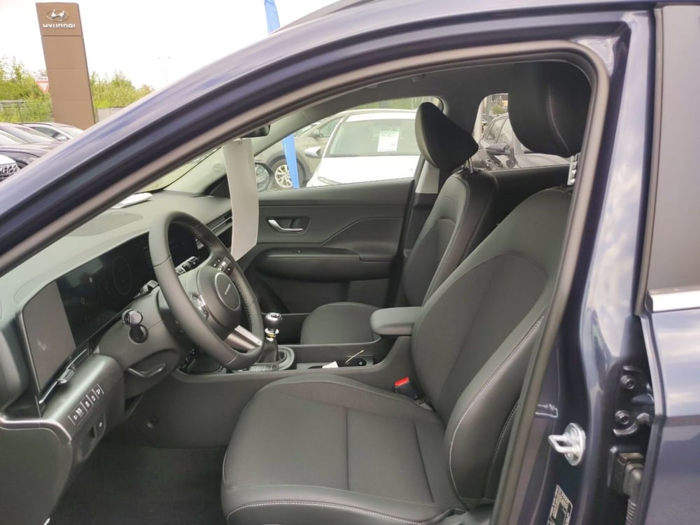 Hyundai Kona nuova a Roma (13)