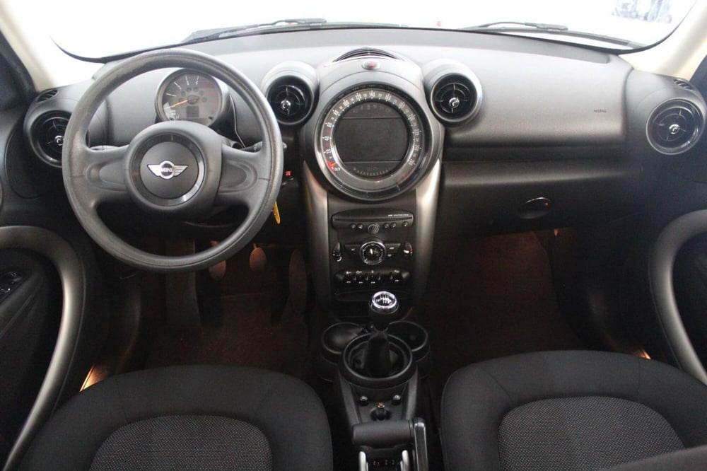 MINI Mini Countryman usata a Potenza (7)