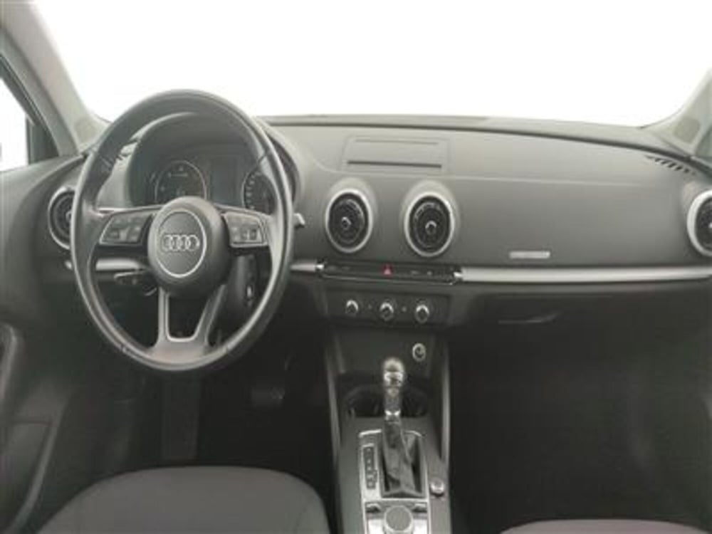 Audi A3 Sportback usata a Bari (14)