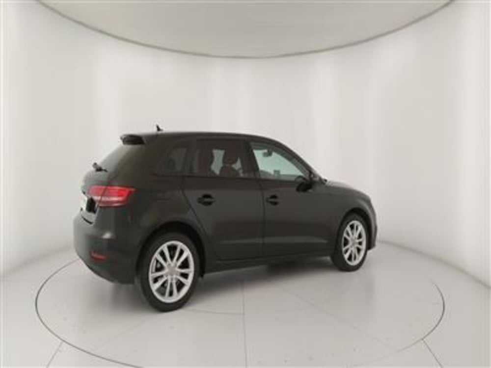 Audi A3 Sportback usata a Bari (8)