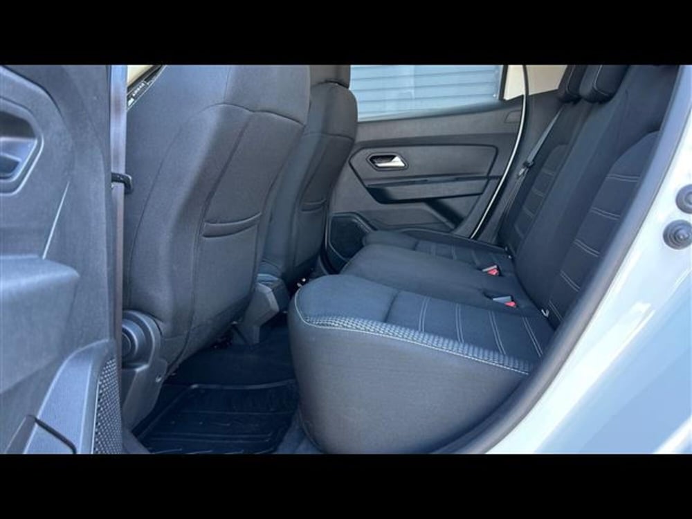 Dacia Duster usata a Parma (9)