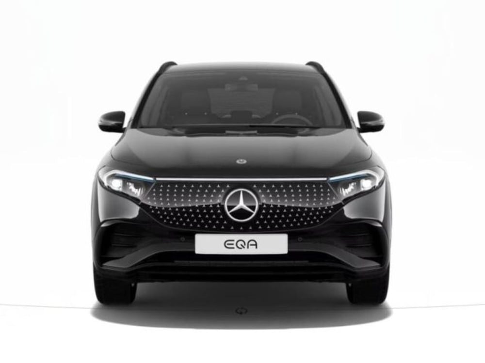 Mercedes-Benz EQA nuova a Verona (3)