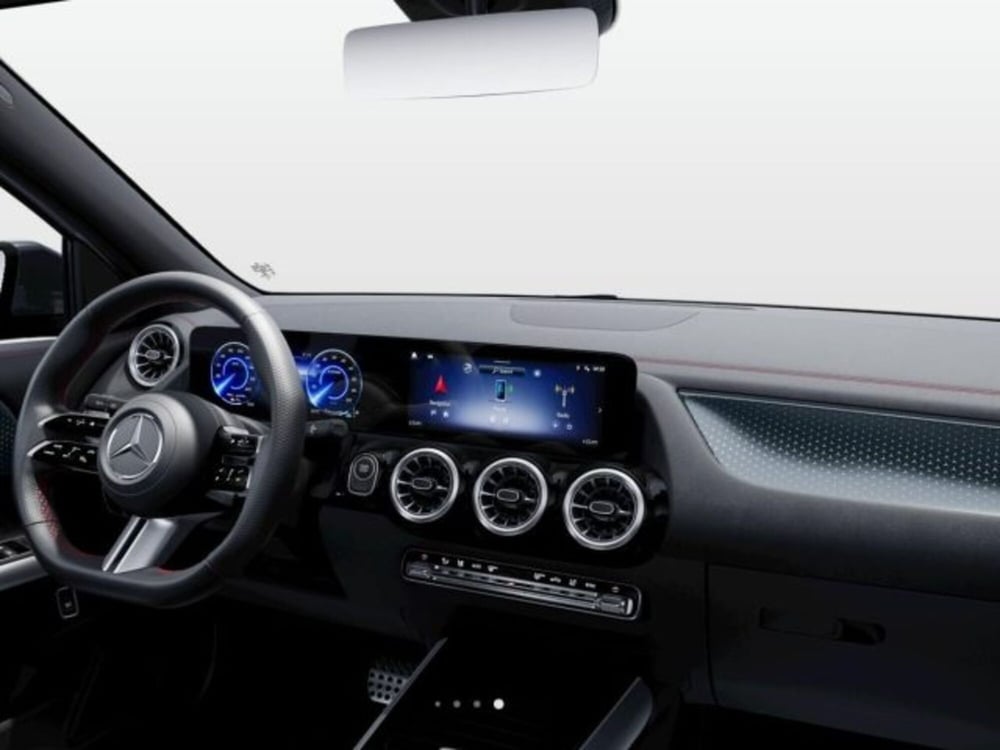 Mercedes-Benz EQA nuova a Verona (8)