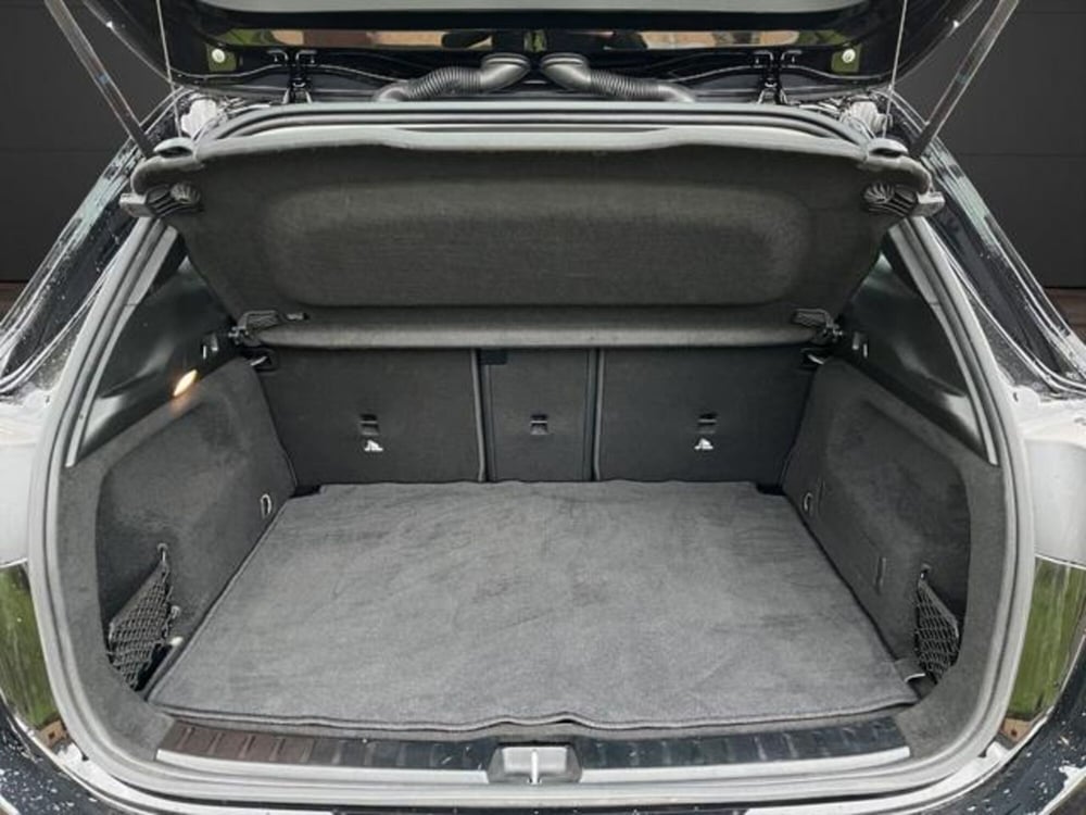 Mercedes-Benz GLA SUV usata a Milano (18)