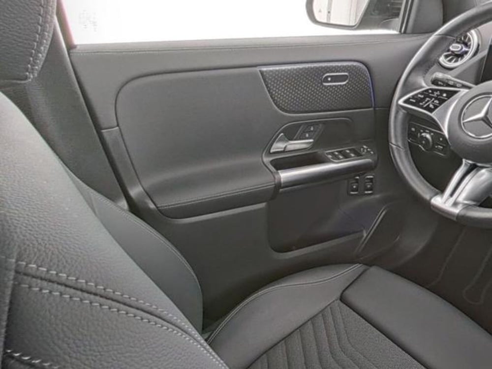 Mercedes-Benz GLA SUV usata a Milano (10)