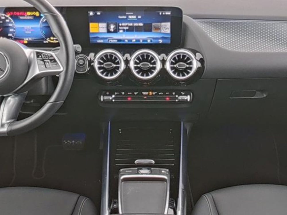 Mercedes-Benz GLA SUV usata a Milano (6)