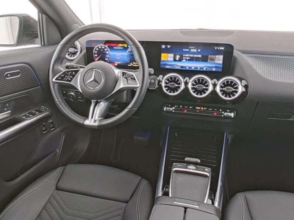 Mercedes-Benz GLA SUV usata a Milano (7)