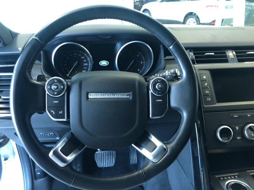 Land Rover Discovery usata a Pistoia (9)