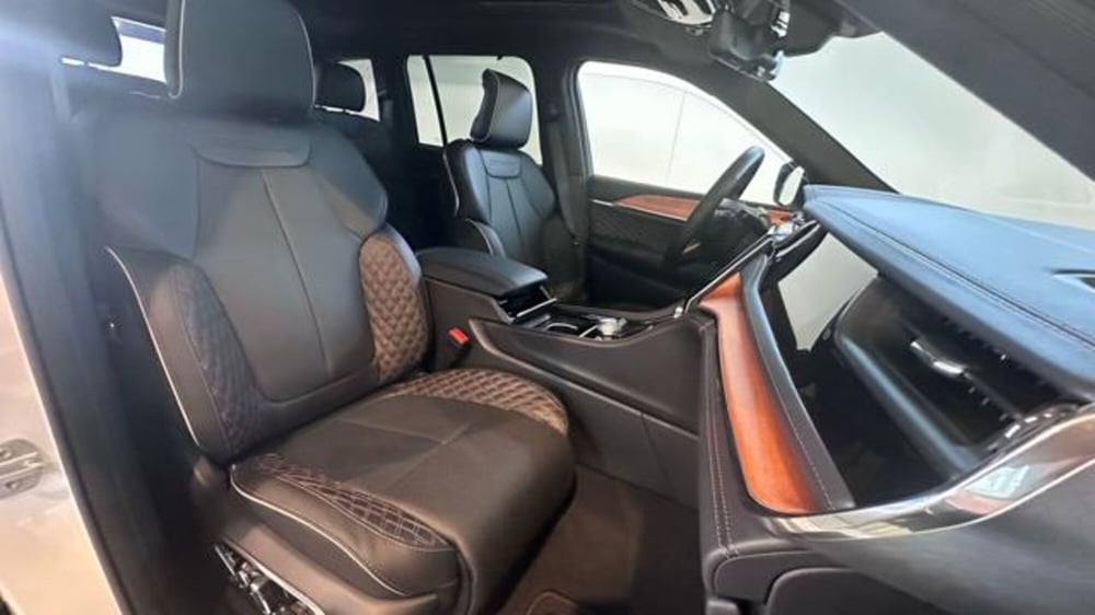 Jeep Grand Cherokee nuova a Reggio Emilia (15)