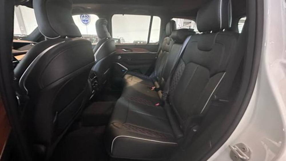 Jeep Grand Cherokee nuova a Reggio Emilia (16)